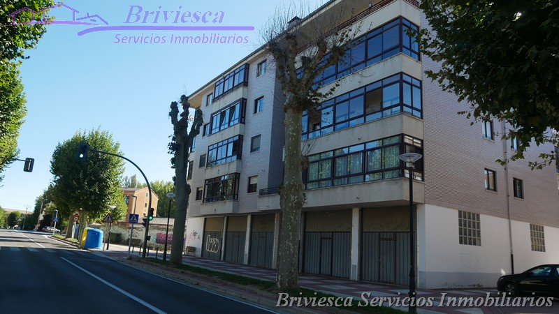 Venta APARTAMENTO en BRIVIESCA en Avda. MENCÍA VELASCO