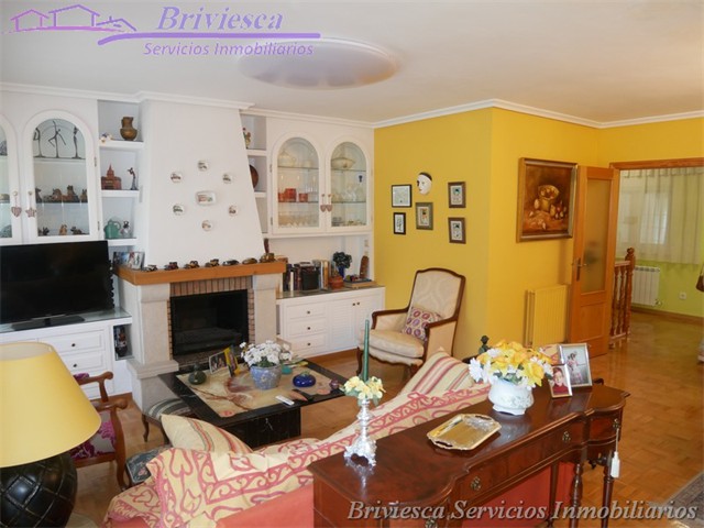 Venta Adosado en Avda Reyes Católicos 54,  Briviesca Servicios Inmobiliarios _11