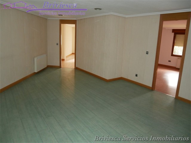 Venta Local en Plaza Sta Casilda 1, Briviesca Servicios Inmobiliarios _15